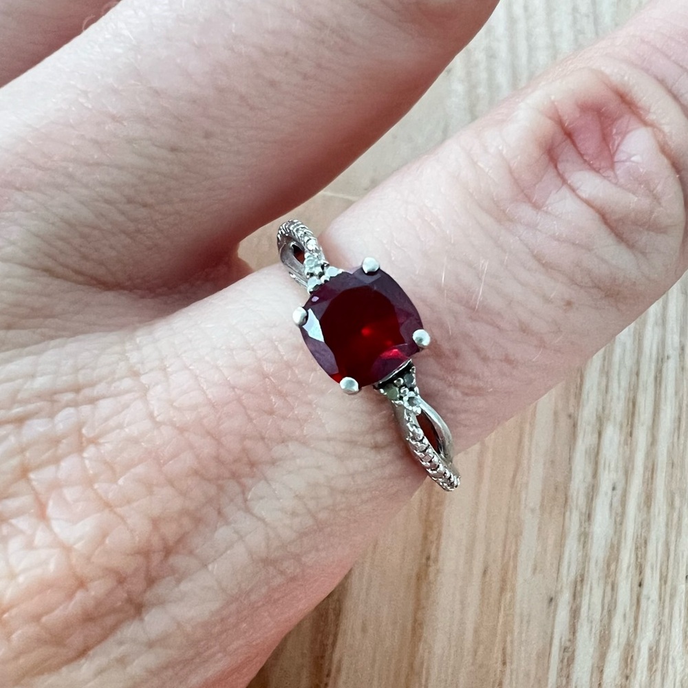 925 Sterling silver red stone ring January birthstone